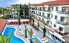 Cinar Family Suite Hotel